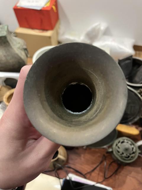 古玩雜項晚清刻畫銅瓶拍賣,當前價格199元