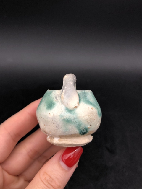 古玩陶瓷五代邢窯提籃水盂拍賣，當前價格0元