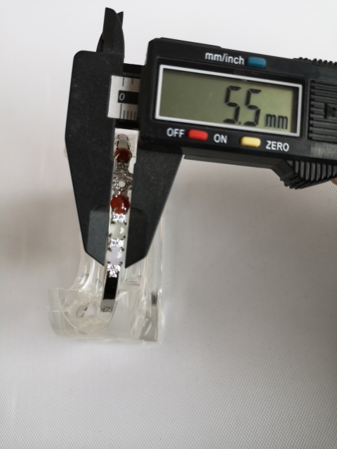 古玩玉器翡翠手鐲拍賣,當前價格550元