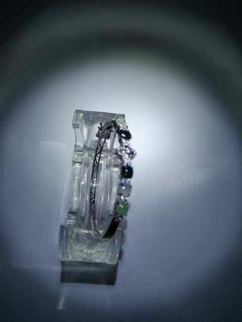 古玩玉器翡翠手鐲拍賣，當前價格550元