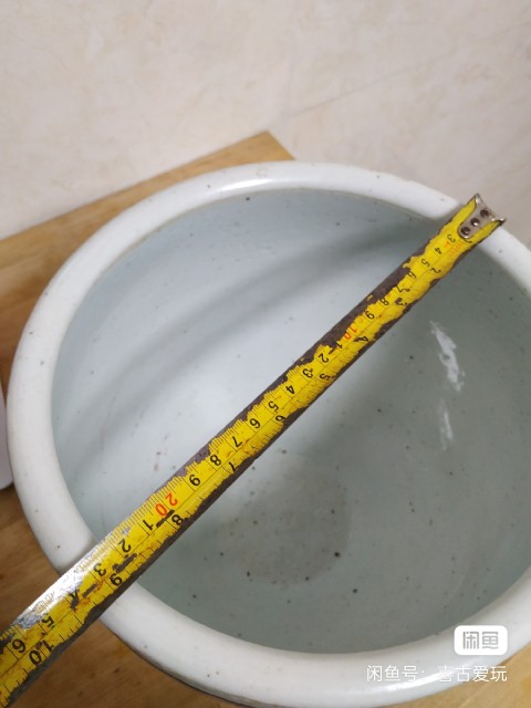 古玩陶瓷纏枝花卉紋青花缸拍賣，當前價格3000元