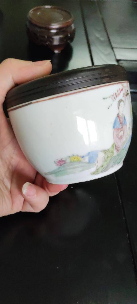 古玩陶瓷淺絳彩小蓋缸拍賣,當(dāng)前價(jià)格1000元