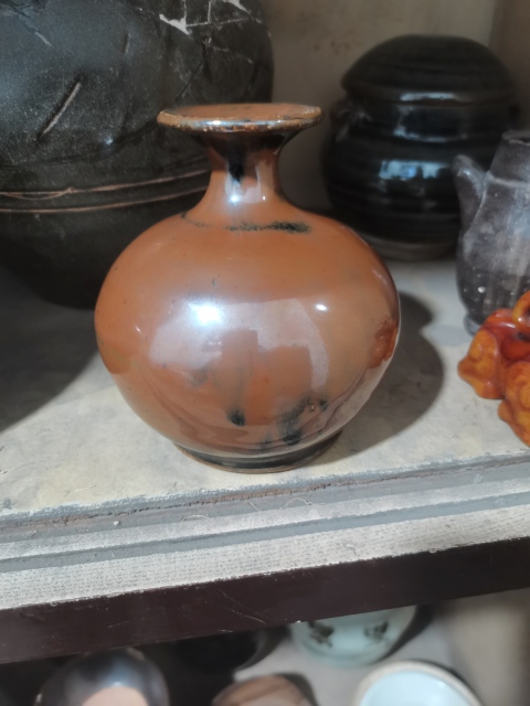 古玩陶瓷山西窯口紫金釉蘋果尊拍賣，當前價格3999元