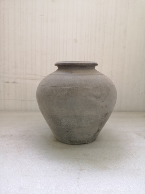 古玩陶瓷福建窯口黑釉罐拍賣,當前價格450元