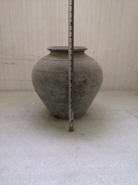 古玩陶瓷福建窯口黑釉罐拍賣,當前價格450元