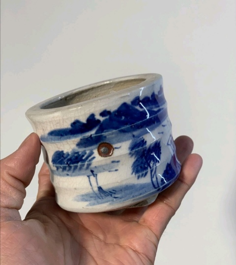 古玩陶瓷山水紋竹節(jié)型三足筒式香爐拍賣,當前價格2298元