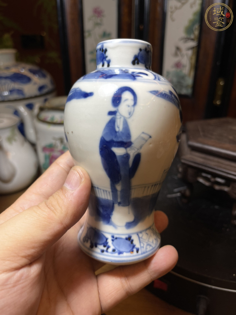 古玩陶瓷晚清【二喬并讀】圖人物賞瓶拍賣，當前價格3288元