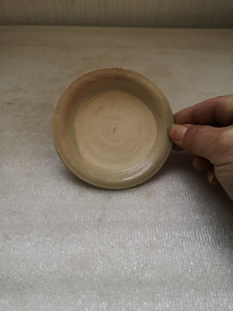 古玩陶瓷景德鎮(zhèn)窯系青白釉小盤拍賣,當(dāng)前價(jià)格550元