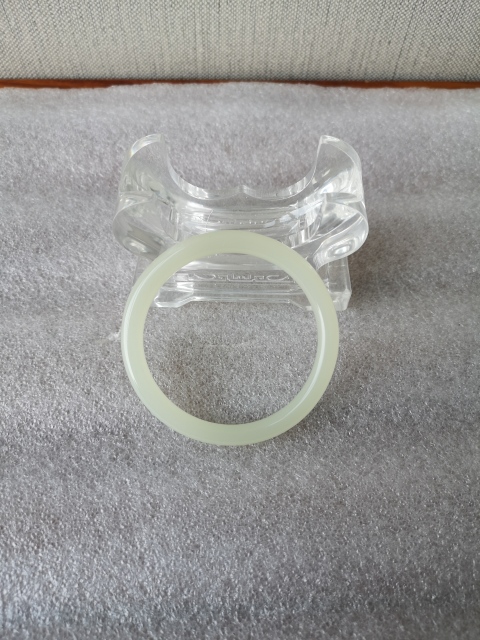 古玩玉器玉鐲子拍賣,當前價格750元