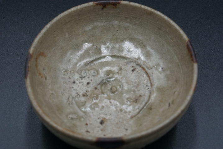 古玩陶瓷青瓷點彩碗拍賣，當前價格1元