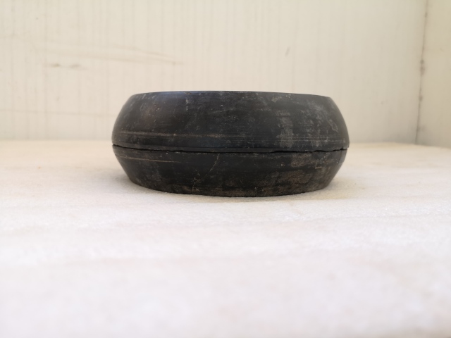 古玩陶瓷硯臺拍賣，當前價格298元