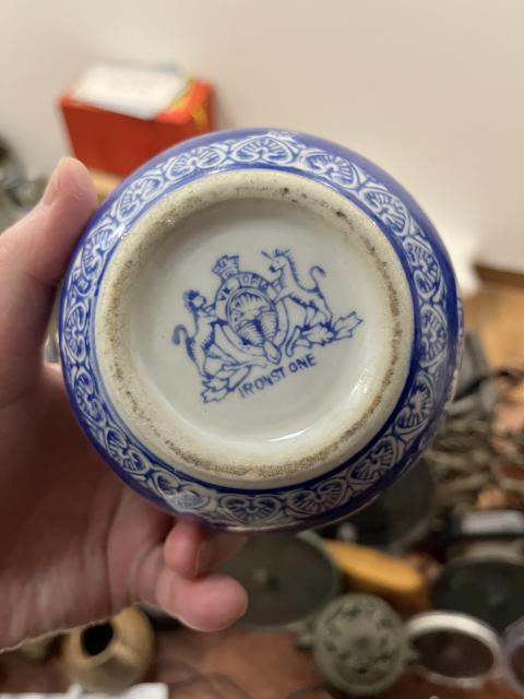 古玩陶瓷樓臺亭閣山水紋罐拍賣,當前價格199元