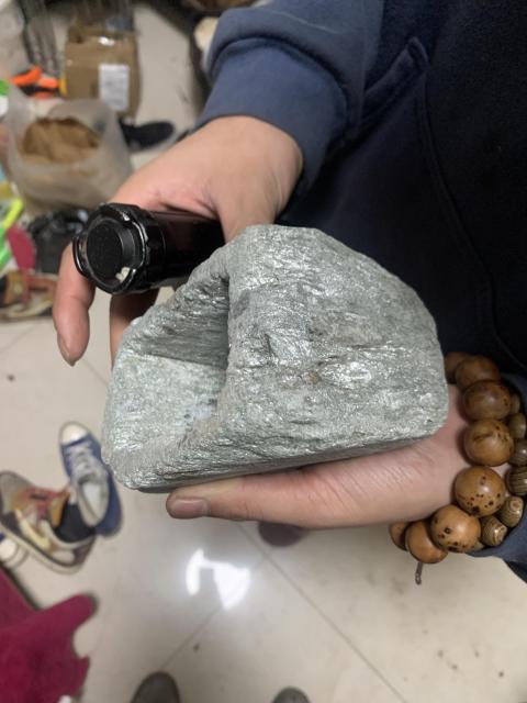 古玩雜項高古稀有礦石老香爐拍賣,當前價格500元