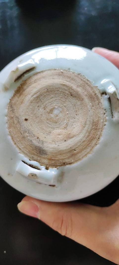 古玩陶瓷青花淡描花卉紋筒式爐拍賣，當前價格2000元