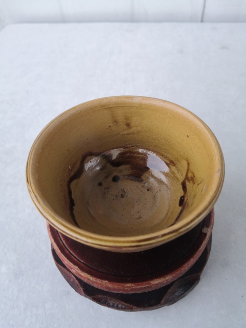 古玩陶瓷福建窯口醬釉杯拍賣，當前價格200元