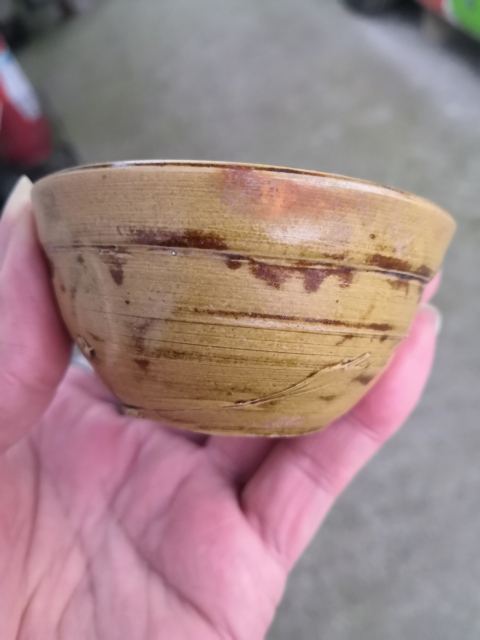 古玩陶瓷福建窯口醬釉杯拍賣，當前價格200元