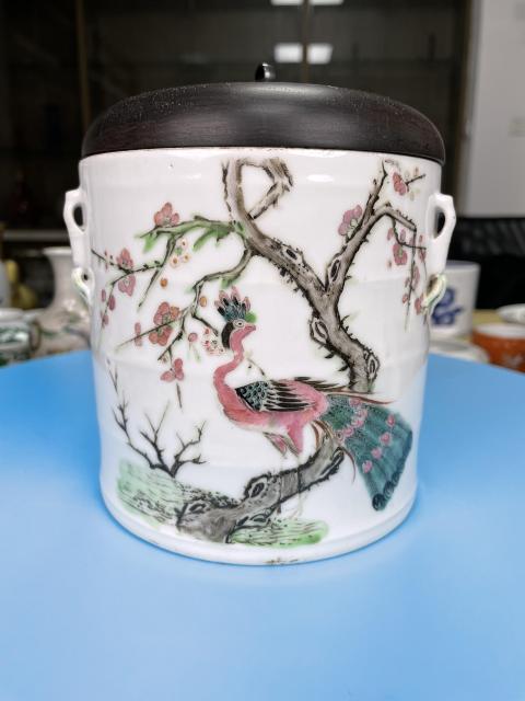 古玩陶瓷清道光 精品粉彩花鳥紋 竹節(jié)形大蓋缸拍賣,當(dāng)前價格2600元