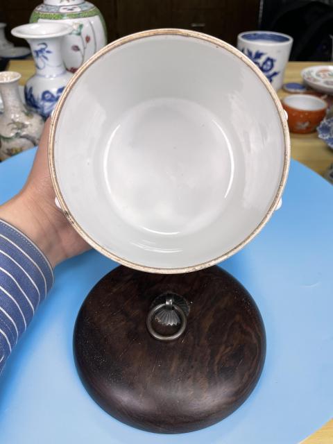 古玩陶瓷清道光 精品粉彩花鳥紋 竹節(jié)形大蓋缸拍賣,當(dāng)前價格2600元