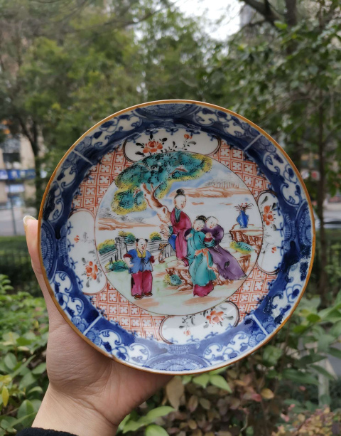 古玩陶瓷【5851】清乾隆??青花加彩庭院暗C宮盤拍賣,當前價格1860元