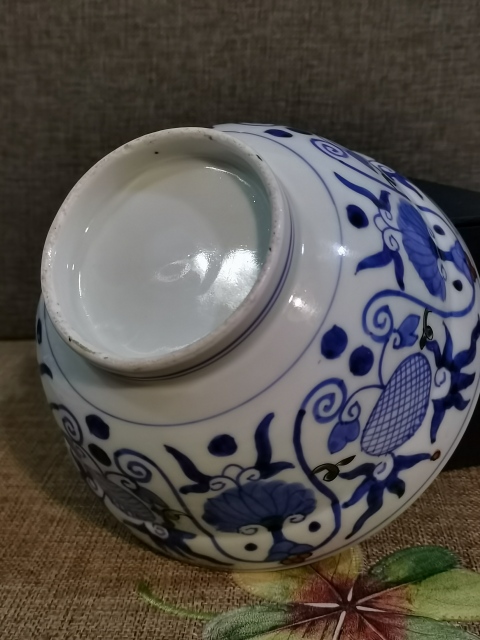 古玩陶瓷民國·青花五彩花卉紋碗（日本）真品鑒賞圖