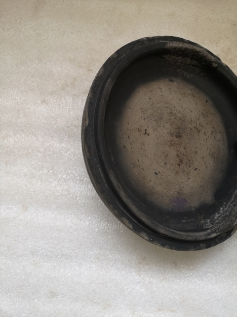古玩陶瓷黑陶硯臺拍賣，當前價格350元