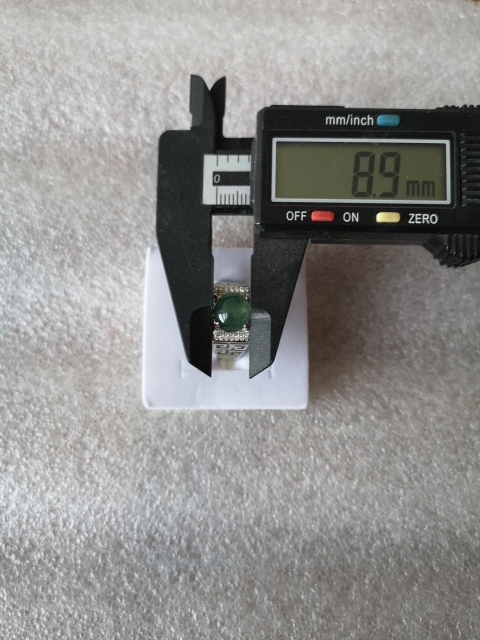 古玩玉器翡翠男戒指拍賣，當前價格550元