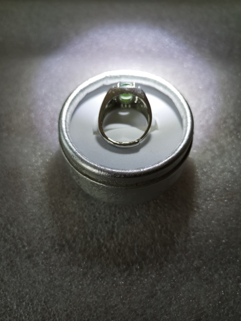古玩玉器翡翠戒指拍賣，當前價格550元