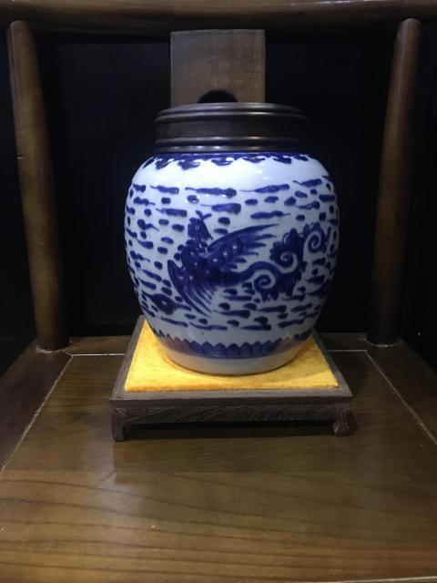 古玩陶瓷（已實物鑒真）清-雍乾-三鳳紋青花罐拍賣，當前價格4360元