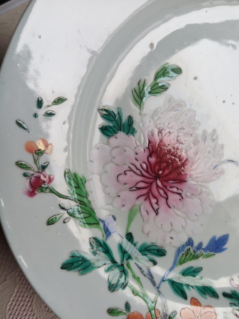 古玩陶瓷清早期花卉紋粉彩盤拍賣，當前價格4800元