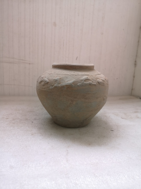 古玩陶瓷灰陶印跑獸紋罐拍賣，當(dāng)前價(jià)格680元