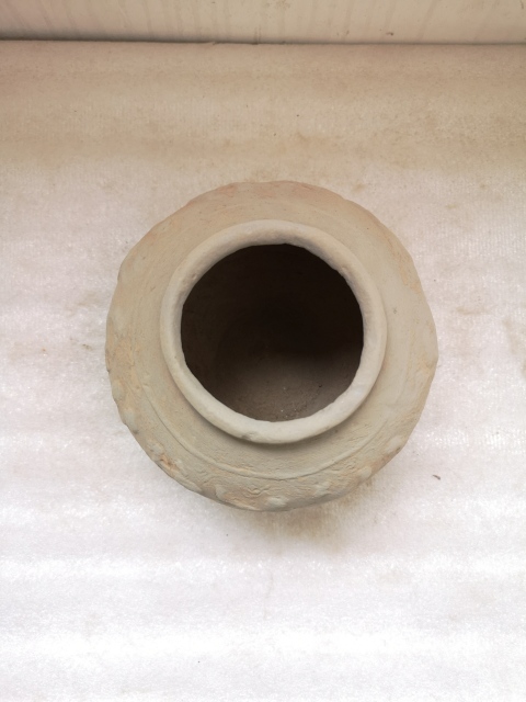 古玩陶瓷灰陶印跑獸紋罐拍賣，當(dāng)前價(jià)格680元