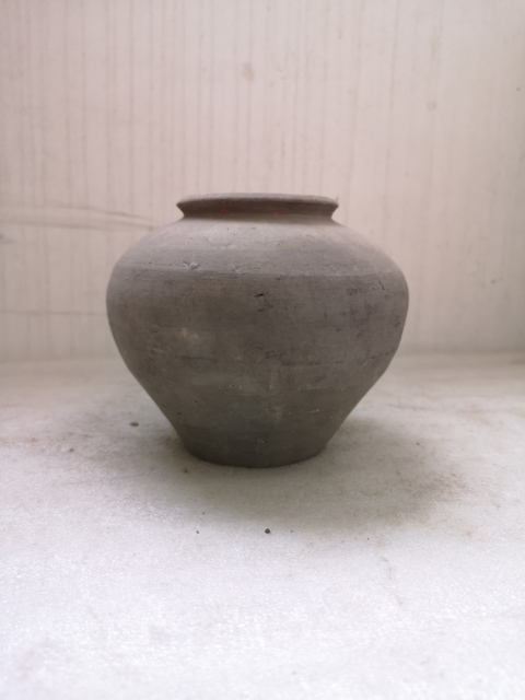 古玩陶瓷灰陶朱砂彩繪罐拍賣,當(dāng)前價格450元