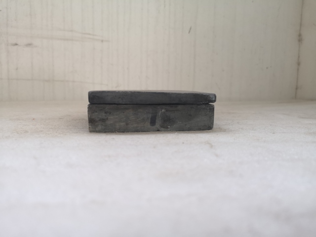 古玩陶瓷黑陶刻魚紋硯臺拍賣，當前價格350元