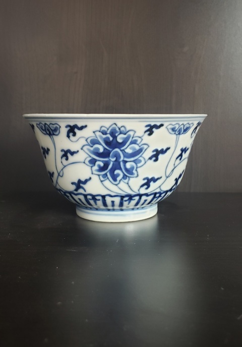古玩陶瓷官窯 大清乾隆年制青花纏枝蓮紋杯拍賣,當前價格35000元