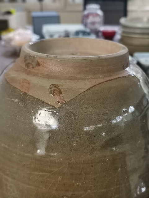 古玩陶瓷【千年龍泉】元明龍泉青瓷罐拍賣，當前價格190元