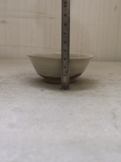 古玩陶瓷磁州窯白釉碗拍賣,當前價格550元
