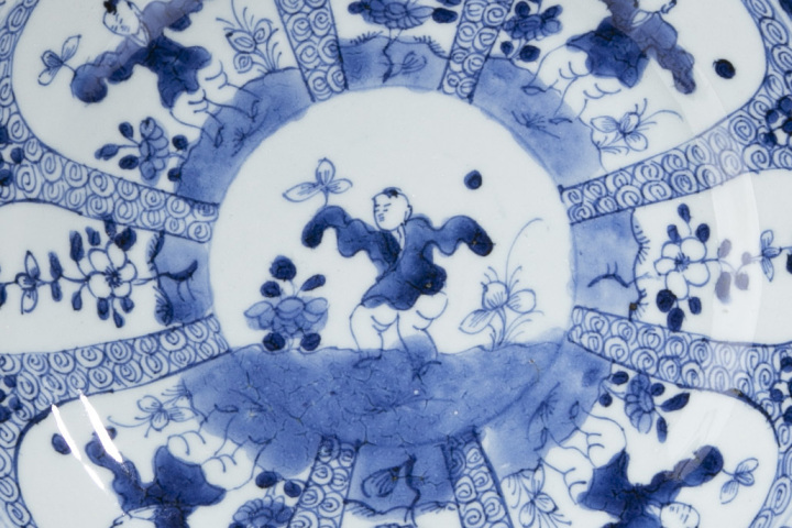 古玩陶瓷清康熙·青花五子嬰戲圖折沿盤拍賣，當(dāng)前價格6500元