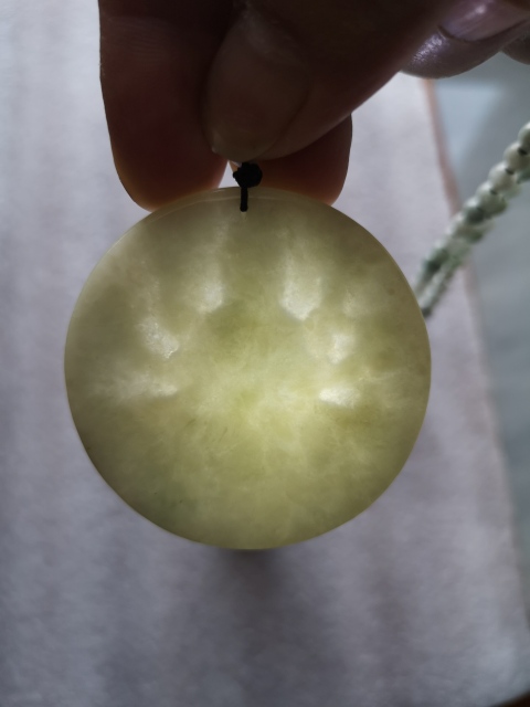 古玩玉器千手觀音拍賣,當前價格680元