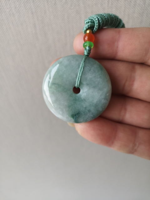 古玩玉器翡翠平安扣拍賣，當(dāng)前價(jià)格580元
