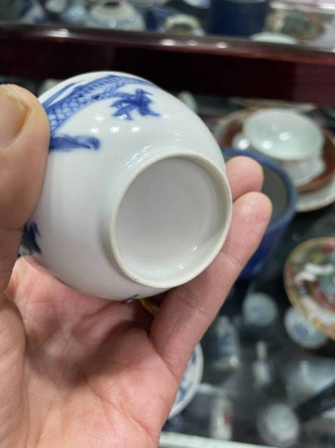 古玩陶瓷過墻龍紋杯拍賣，當(dāng)前價(jià)格9800元