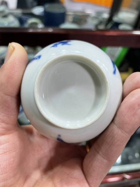 古玩陶瓷過墻龍紋杯拍賣，當(dāng)前價(jià)格9800元