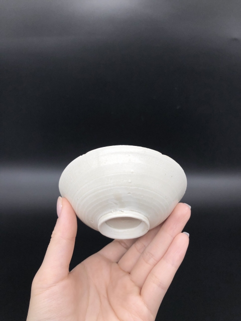 古玩陶瓷[實(shí)物鑒定]北宋定窯花口盞拍賣，當(dāng)前價格3500元