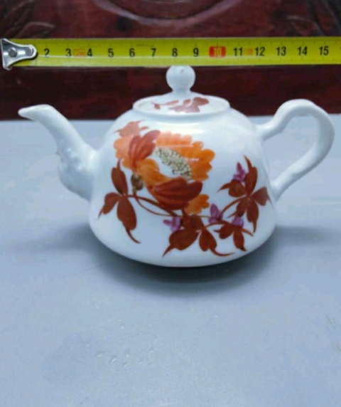 古玩陶瓷花卉紋執壺拍賣，當前價格1698元