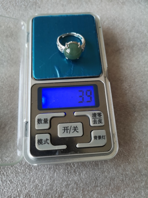 古玩玉器翡翠戒指拍賣,當前價格260元
