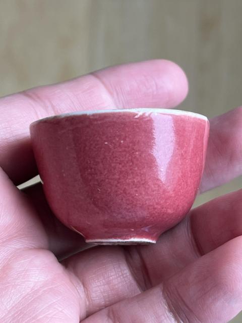 古玩陶瓷紅釉杯拍賣,當(dāng)前價(jià)格380元