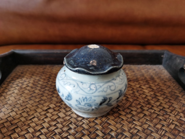 古玩陶瓷元青花荷葉蓋罐拍賣,當前價格21500元