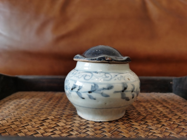 古玩陶瓷元青花荷葉蓋罐拍賣,當前價格21500元