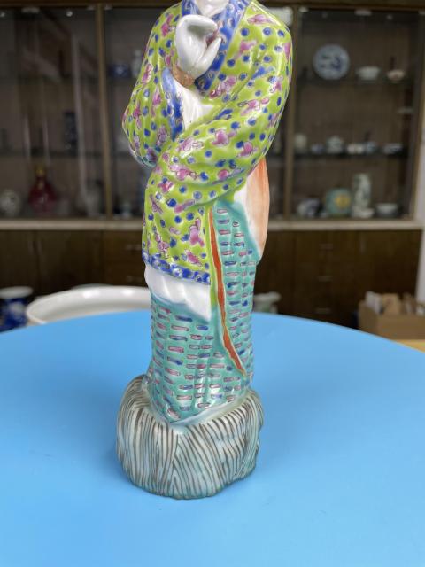 古玩陶瓷晚清民國 精品粉彩 仕女塑像（蘇州文物商店庫出）拍賣，當前價格1400元