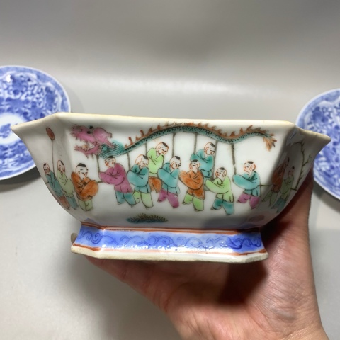 古玩陶瓷清同治：粉彩百子龍燈貢碗拍賣，當前價格4280元