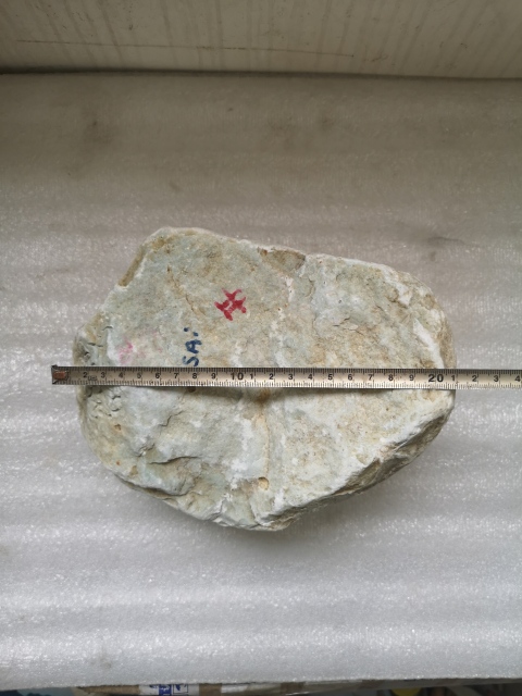 古玩玉器翡翠賭石拍賣,當(dāng)前價格680元